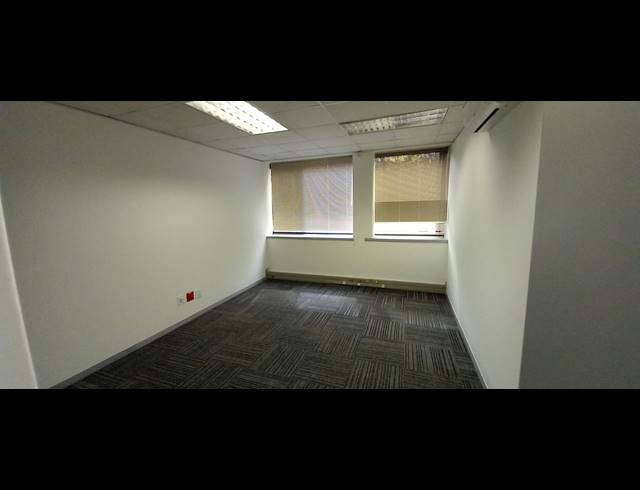 366M² OFFICE TO LET IN WOODMEAD